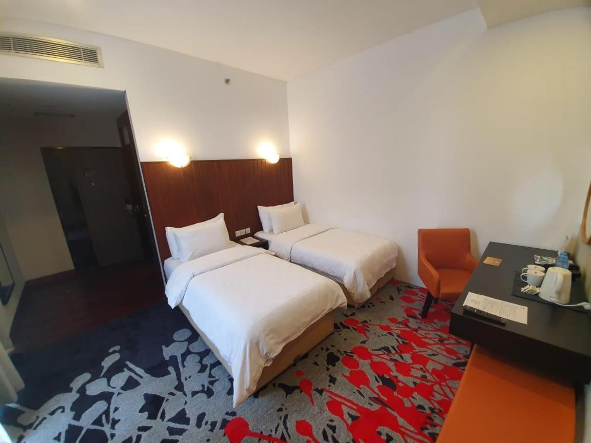 Liberty Hotel Thamrin Jacarta Exterior foto