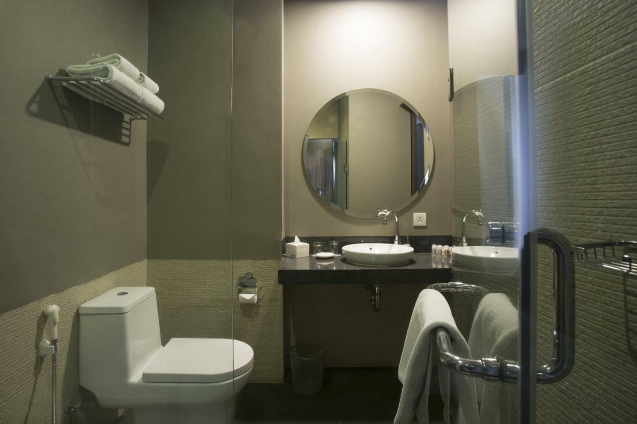 Liberty Hotel Thamrin Jacarta Exterior foto